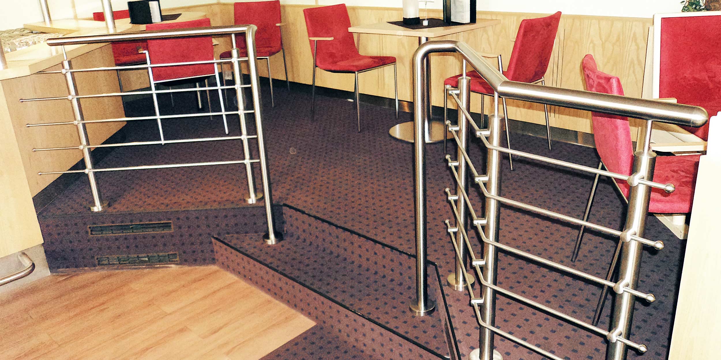 Modernes Edelstahlgel&auml;nder 